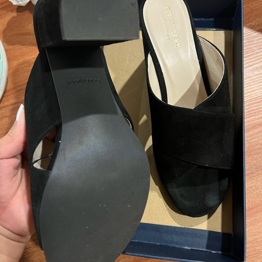 Suede Upper Slip On 75cm View 4